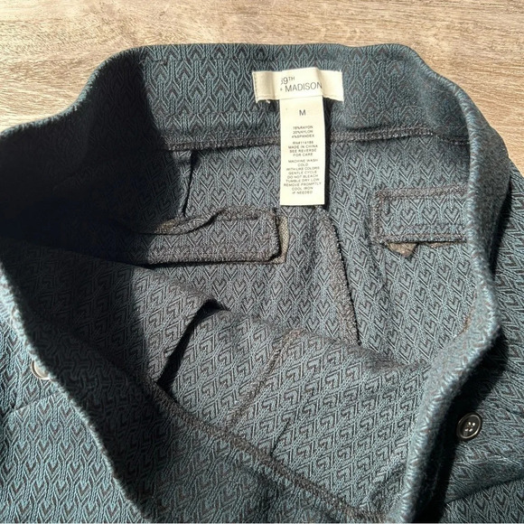 89th Madison Textured Stretchy Pull On Slim Leg Ponte Pants - Picture 5 of 10